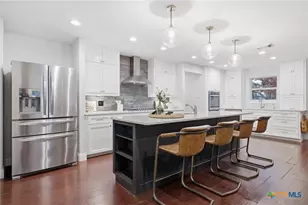304 Hub Dr, Wimberley, TX 78676 - Photo 8