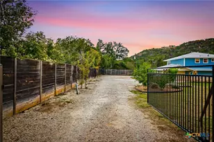 304 Hub Dr, Wimberley, TX 78676 - Photo 24