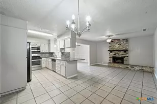 800 Carmen St, Killeen, TX 76541 - Photo 14