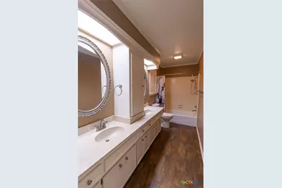 304 Bramble Bush Lane, Victoria, TX 77904 - Photo 32