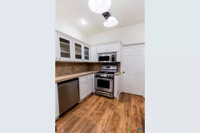 304 Bramble Bush Lane, Victoria, TX 77904 - Photo 16