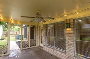 304 Bramble Bush Ln, Victoria, TX 77904 - Photo 38