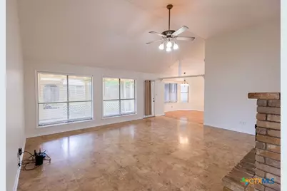 304 Bramble Bush Lane, Victoria, TX 77904 - Photo 10