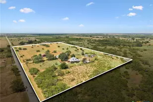 4612 County Rd 117, Floresville, TX 78114 - Photo 38