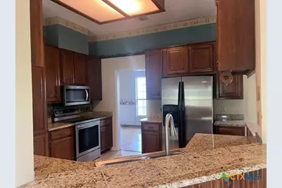 4612 County Road 117, Floresville, TX 78114 - Photo 22