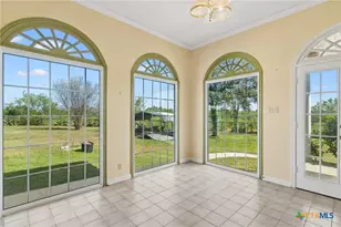 4612 County Rd 117, Floresville, TX 78114 - Photo 6