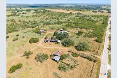 4612 County Road 117, Floresville, TX 78114 - Photo 44