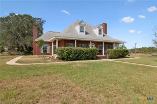 4612 County Rd 117, Floresville, TX 78114 - Photo 2