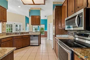 4612 County Rd 117, Floresville, TX 78114 - Photo 12