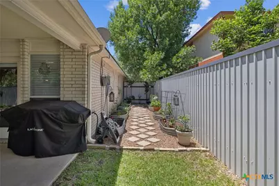 2207 Chippewa Drive, Harker Heights, TX 76548 - Photo 32