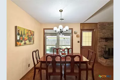 208 Richmond Drive, Victoria, TX 77904 - Photo 14