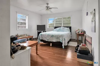 1008 W Avenue D, Belton, TX 76513 - Photo 16