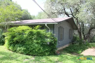 1306 Alamo Street, San Marcos, TX 78666 - Photo 2