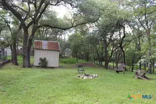 1306 Alamo St, San Marcos, TX 78666 - Photo 6
