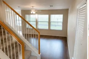 636 Fort Thomas Pl, Round Rock, TX 78664 - Photo 4