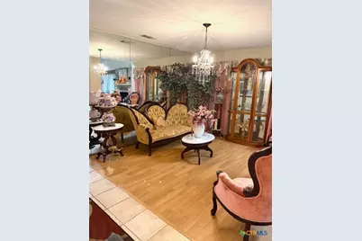 221 Navajo Drive, Victoria, TX 77904 - Photo 2