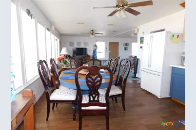 268 S Ocean Drive, Port Lavaca, TX 77979 - Photo 18