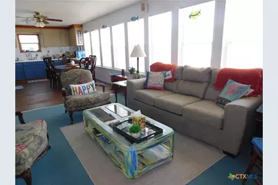 268 S Ocean Drive, Port Lavaca, TX 77979 - Photo 4