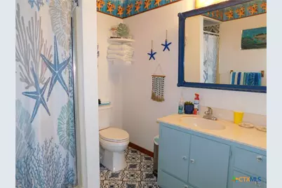 268 S Ocean Drive, Port Lavaca, TX 77979 - Photo 16