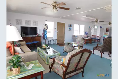 268 S Ocean Drive, Port Lavaca, TX 77979 - Photo 2