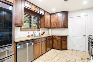 1233 Rapids Rd, New Braunfels, TX 78130 - Photo 12