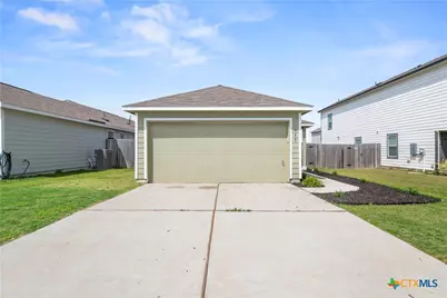 649 Marty Allen Loop, Jarrell, TX 76537 - Photo 4