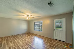 1 Blackjack Cir, Belton, TX 76513 - Photo 2