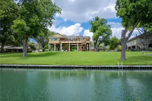 456 Rio Dr, New Braunfels, TX 78130 - Photo 2
