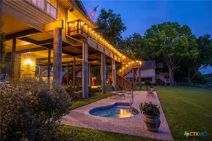 456 Rio Dr, New Braunfels, TX 78130 - Photo 2