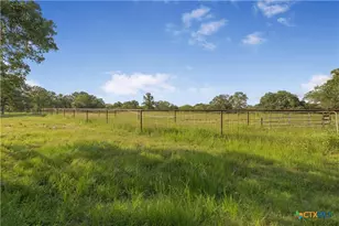 296 Cinco Oaks, Victoria, TX 77905 - Photo 22