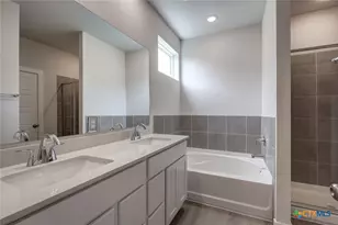 2533 Heritance Pass, Seguin, TX 78155 - Photo 10
