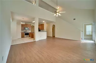 121 Park Ln, San Marcos, TX 78666 - Photo 8