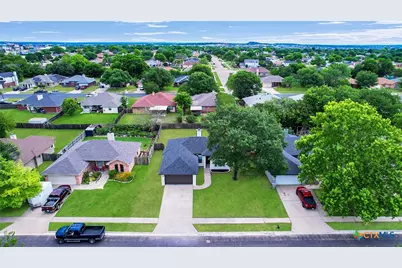 3721 Sawtooth Drive, Killeen, TX 76542 - Photo 2