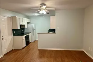 609 W Mlk Dr, San Marcos, TX 78666 - Photo 10