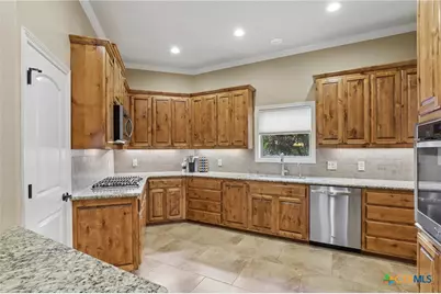 1139 Creekside Pond, Seguin, TX 78155 - Photo 12