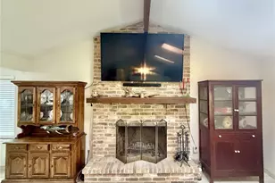 385 Live Oak Dr, Inez, TX 77968 - Photo 10
