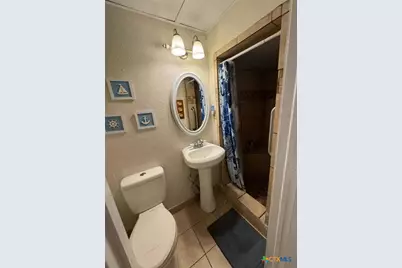 804 W Madison Avenue, Port O'Connor, TX 77982 - Photo 2