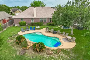 1021 Loma Verde Dr, New Braunfels, TX 78130 - Photo 4