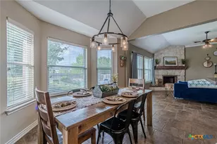 1021 Loma Verde Dr, New Braunfels, TX 78130 - Photo 16