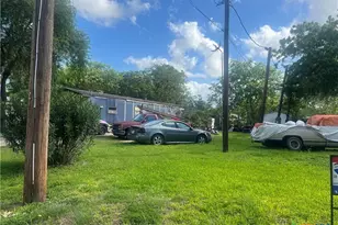 716 S Virginia St, Port Lavaca, TX 77979 - Photo 1
