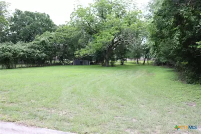 1006 Johnson Street, Lockhart, TX 78644 - Photo 4