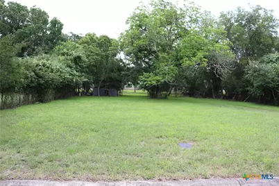 1006 Johnson Street, Lockhart, TX 78644 - Photo 2