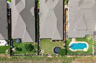 1925 Field Brook, Seguin, TX 78155 - Photo 30
