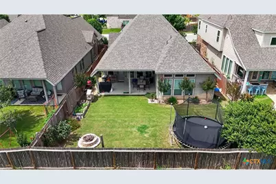 1925 Field Brook, Seguin, TX 78155 - Photo 32