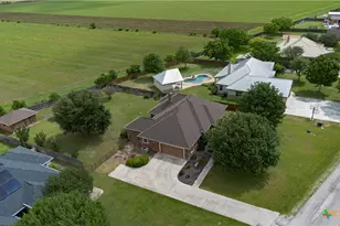 256 Kimbrough, Seguin, TX 78155 - Photo 2