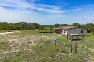 646 Old Colony Rd, Seguin, TX 78155 - Photo 24