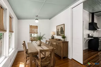 529 W Bridge Street, New Braunfels, TX 78130 - Photo 16