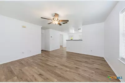 527 Roosevelt Drive, Seguin, TX 78155 - Photo 8