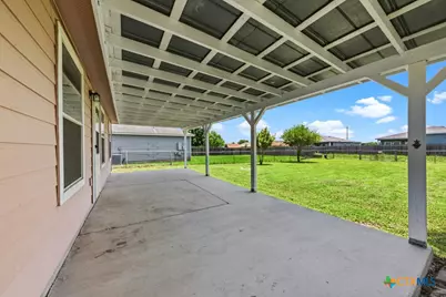 527 Roosevelt Drive, Seguin, TX 78155 - Photo 24