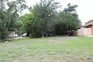 825 N Commerce St, Lockhart, TX 78644 - Photo 1